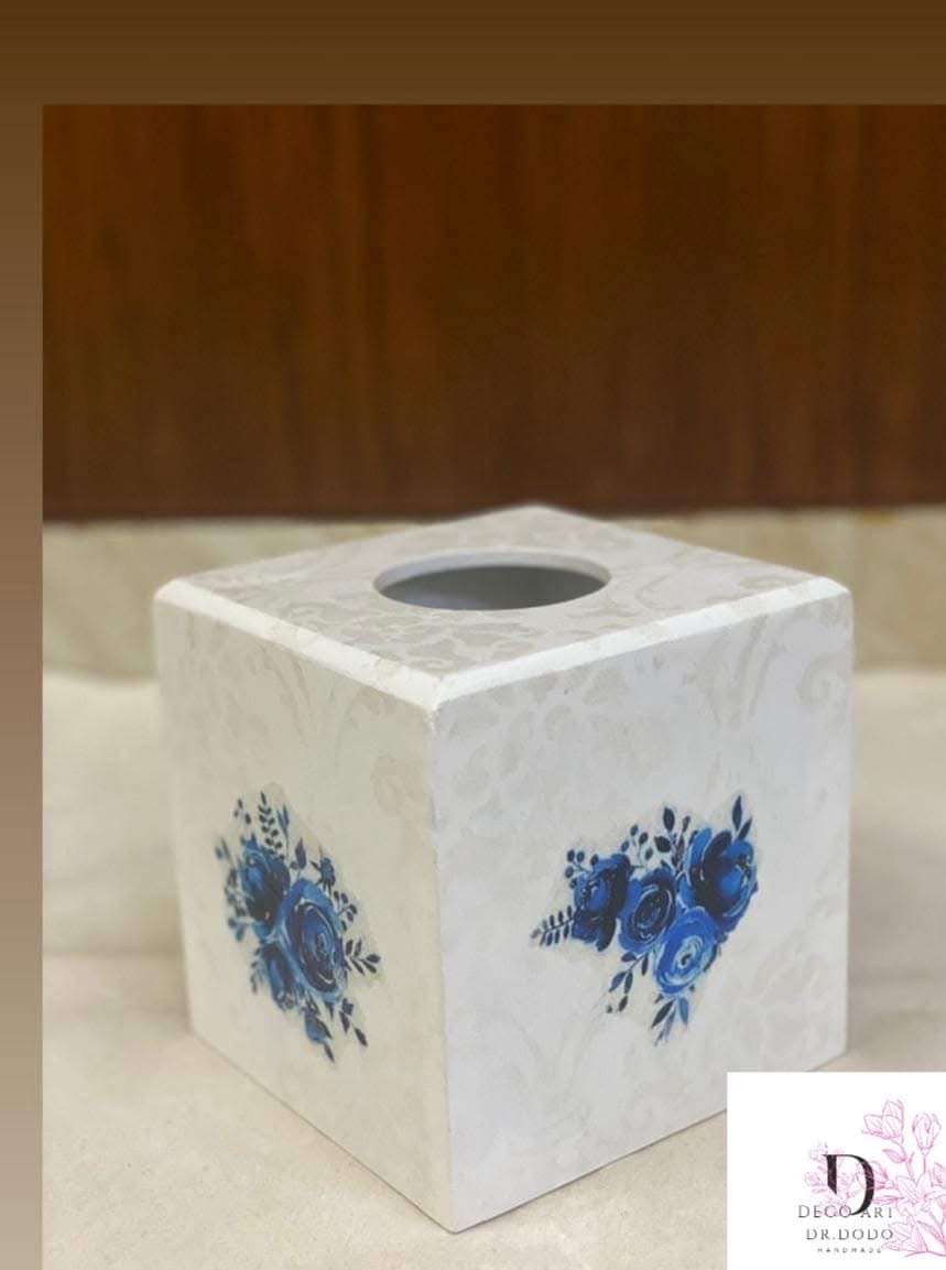علبه مناديل