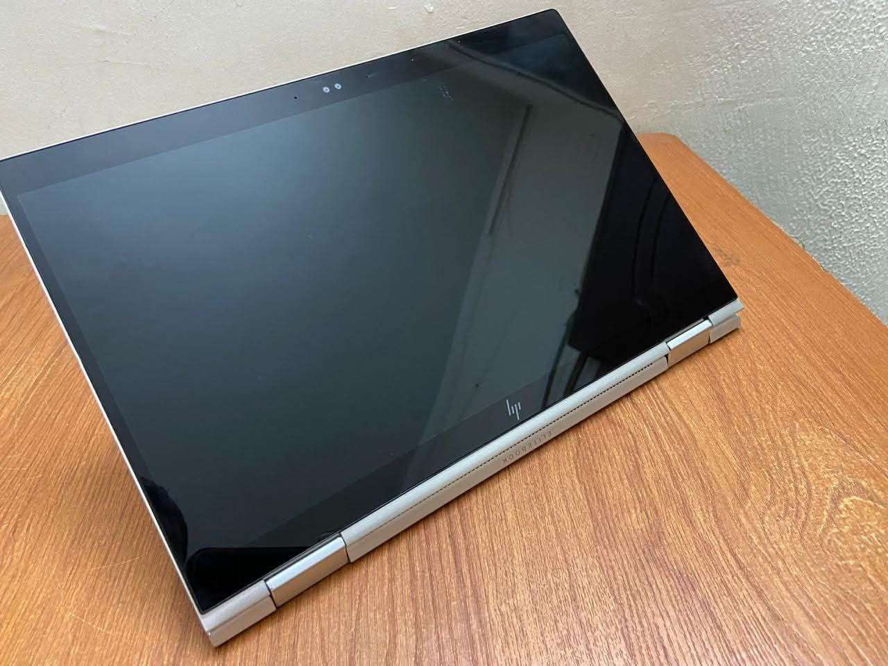 HP EliteBook x360 1030 G4