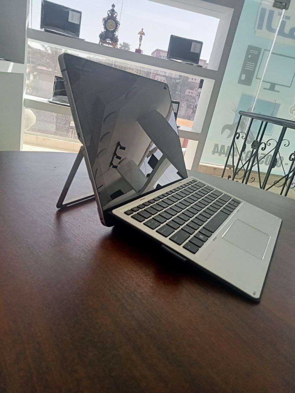 Hp EliteBook 1012 X2
