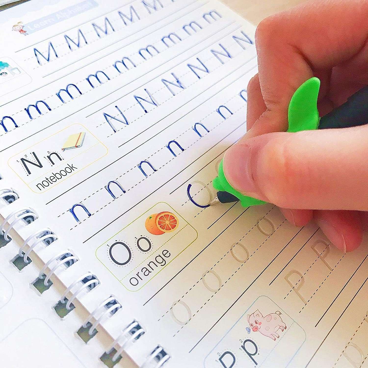 دفتر تدريبات سحرية من سانك، (4 كتب+10 عبوات اعادة تعبئة+ قلم +1 مقبض)