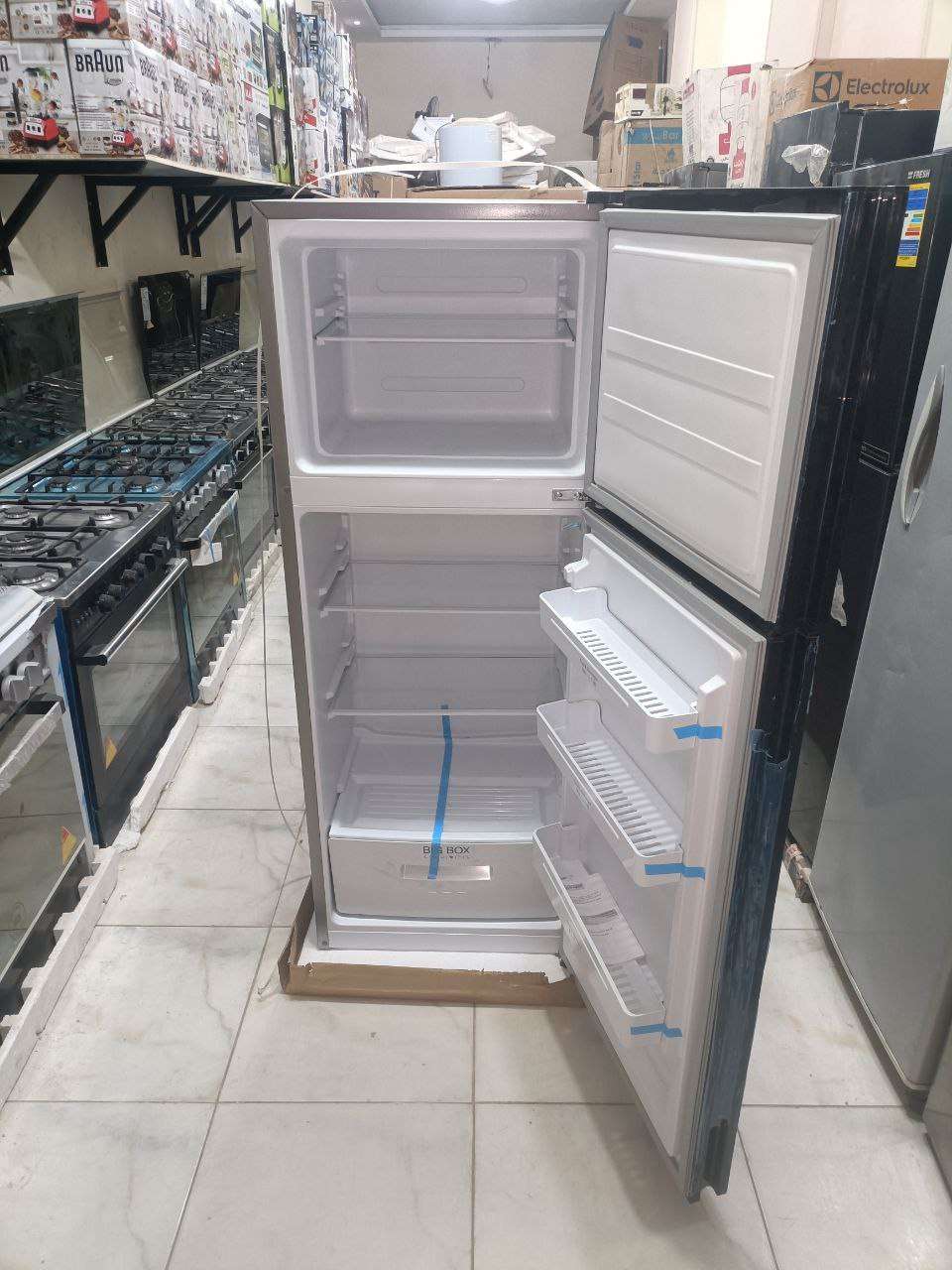 تلاجه يونيون اير موديل سوبر تيك إسمارت ديفروست 310 لتر 11 قد