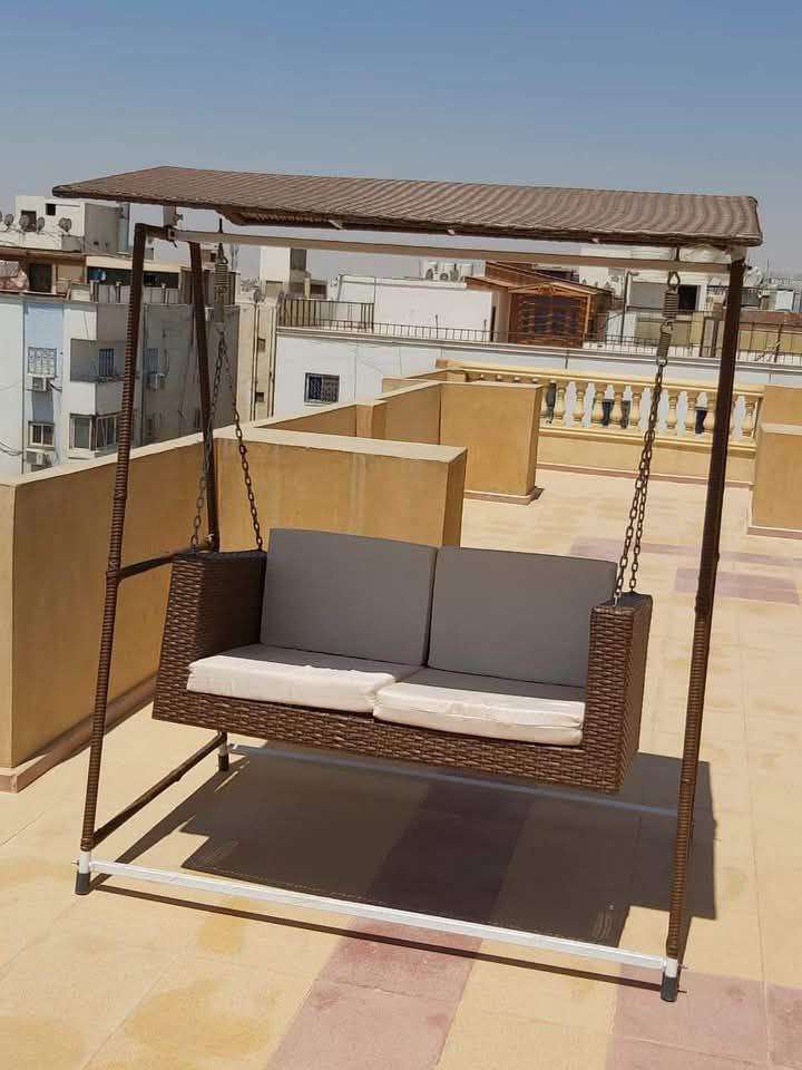 مرجيحه فخمه تشرفك وتحلى الدنيا وعلى شكل كنبه وبرجوله