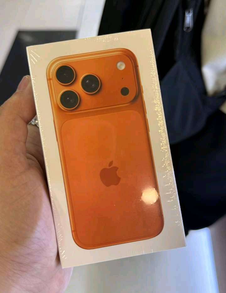 iPhone 17 Pro Max Mini