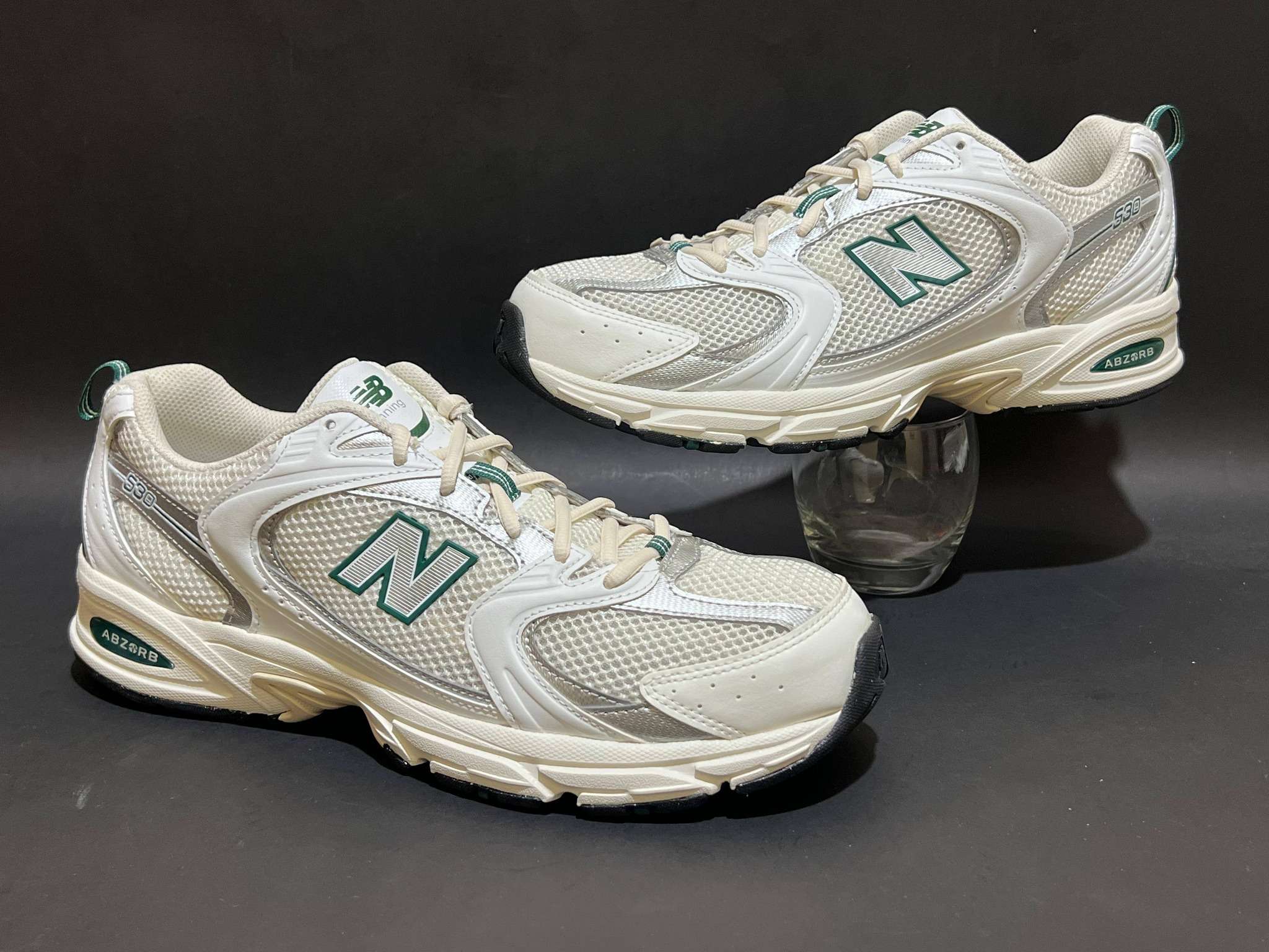 New Balance Original Sneakers 530
