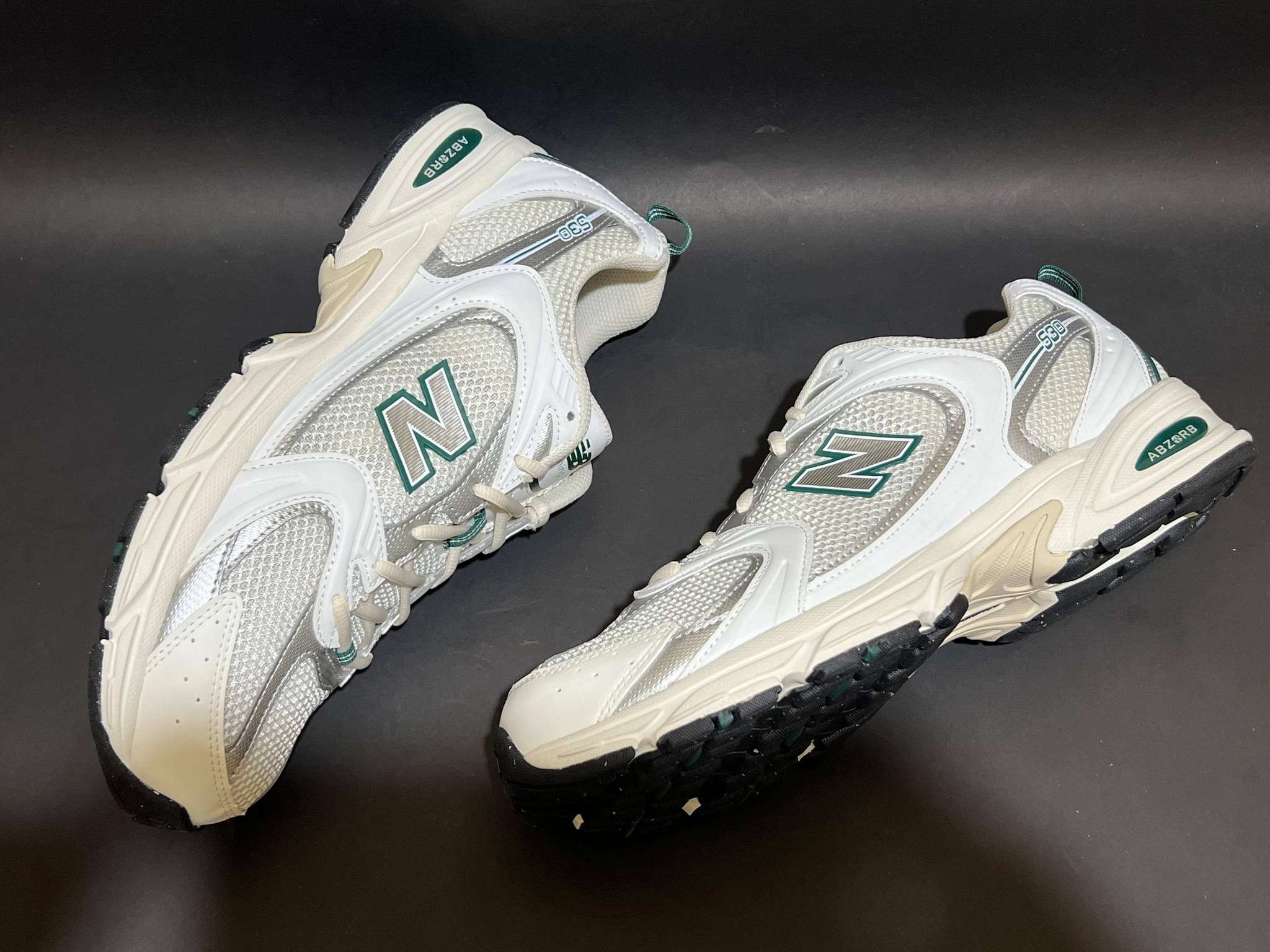 New Balance Original Sneakers 530