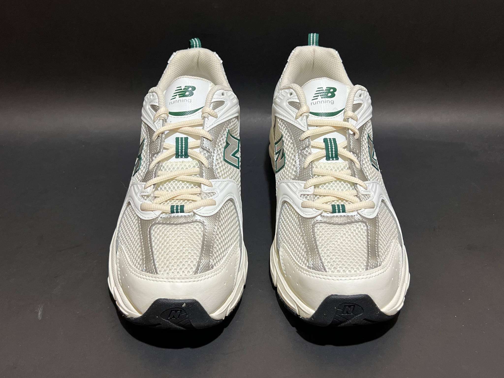 New Balance Original Sneakers 530