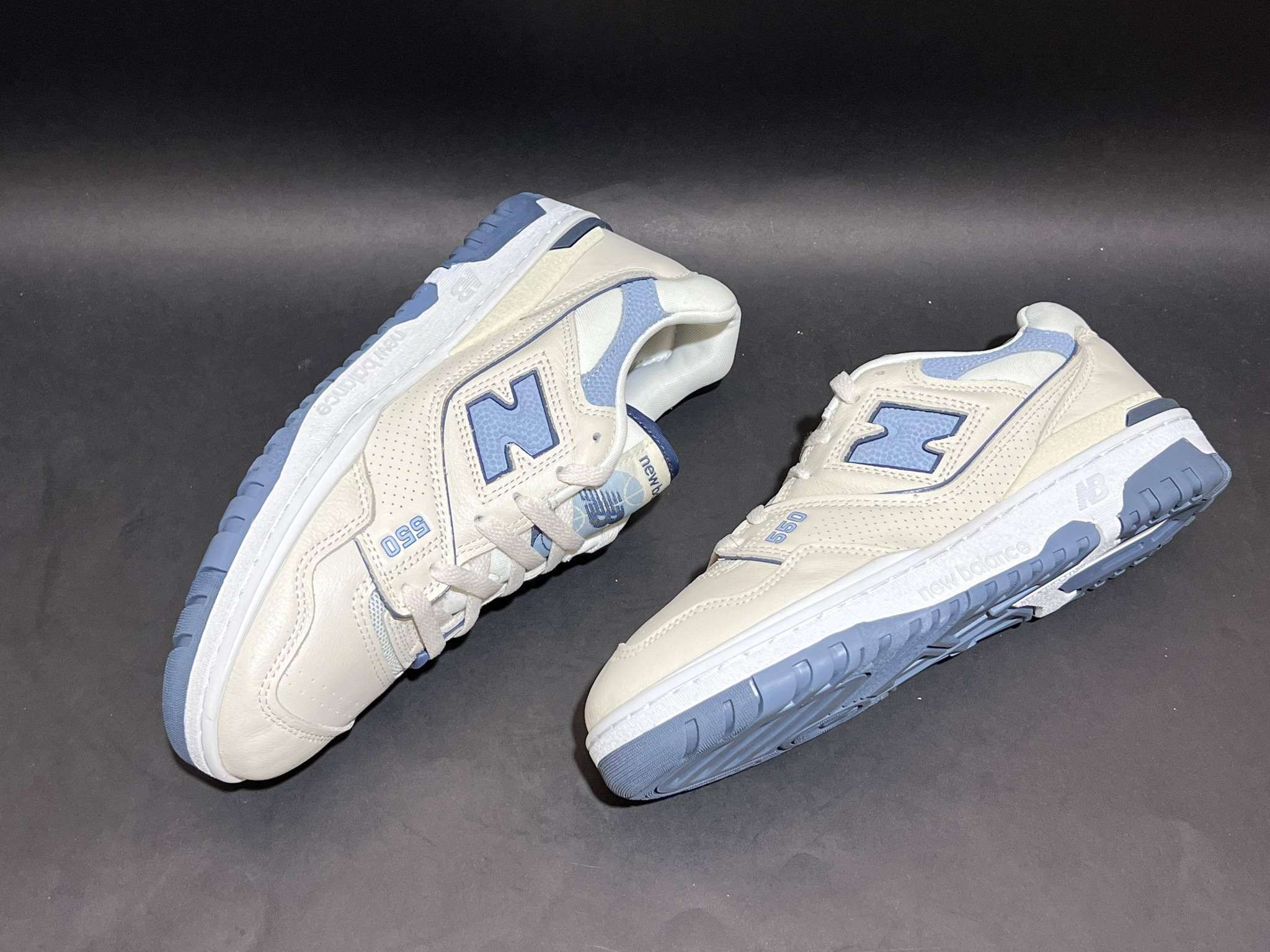 New Balance Sneakers 550