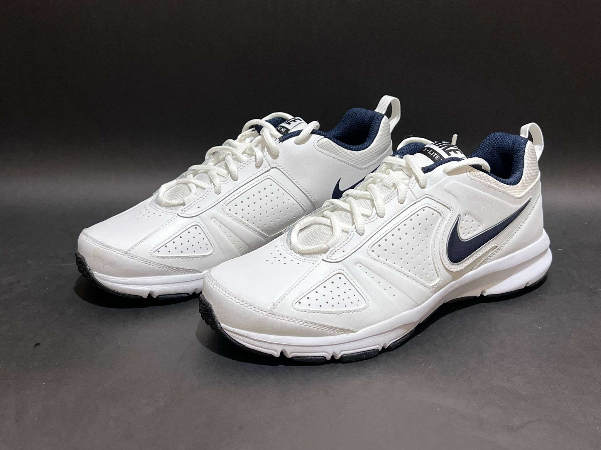 Nike Original Sneakers T-Lite Xl