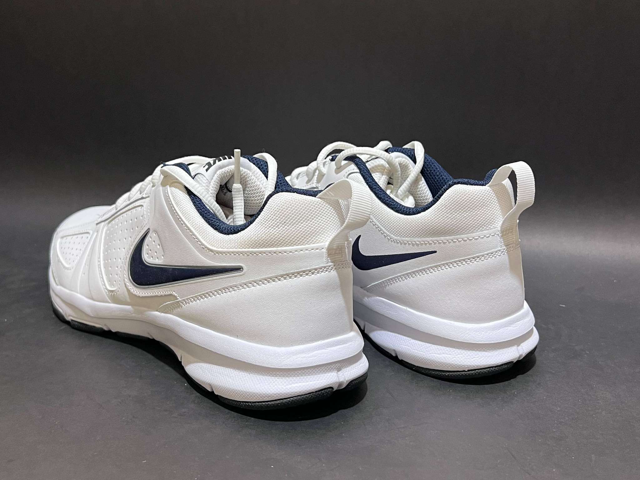 Nike Original Sneakers T-Lite Xl