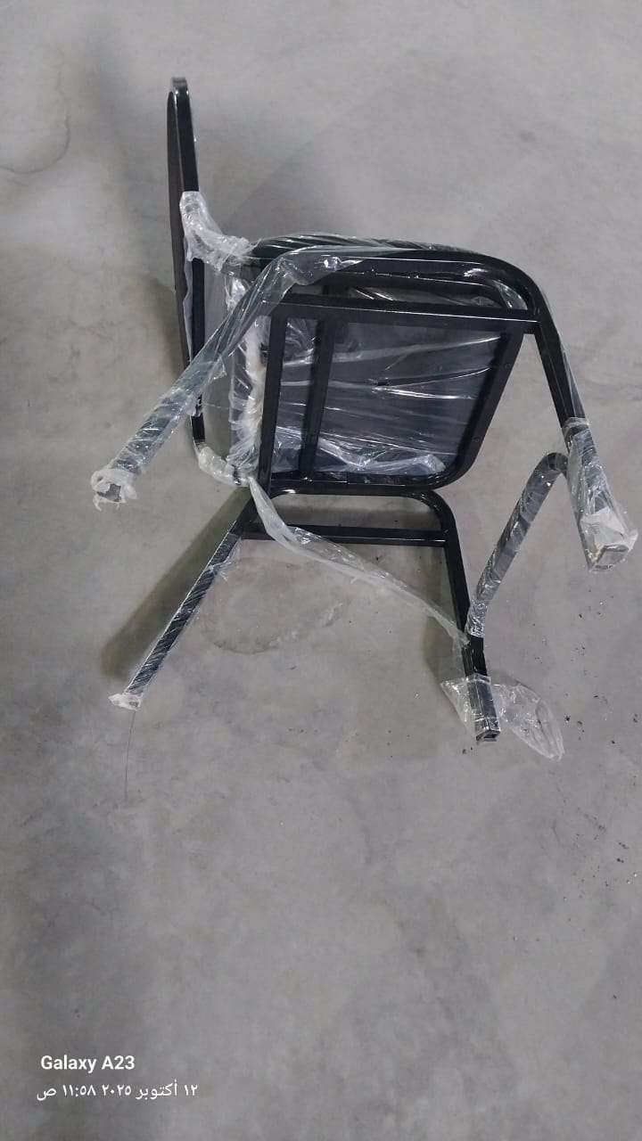 كراسي مكتب حديد