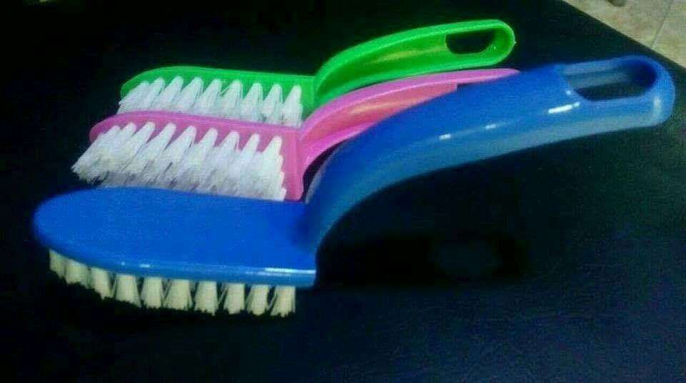 فرشه غسيل الكوتشى