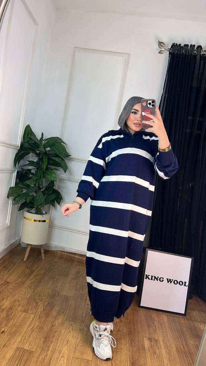 عبايه مقلم