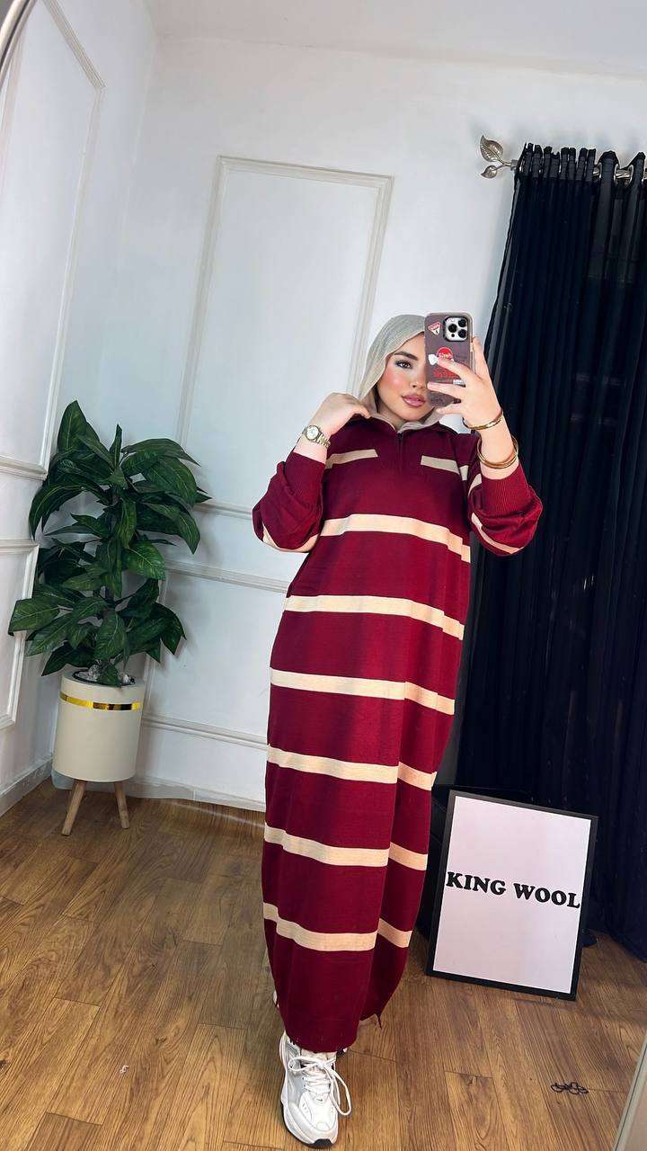 عبايه مقلم
