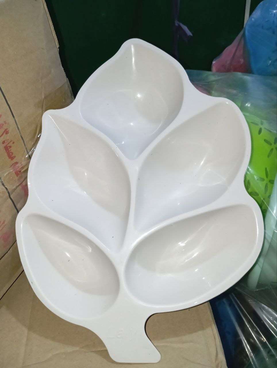 طبق تسالى كبير فرع شجر