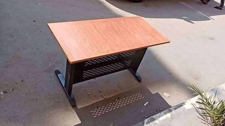 مكتب ميتل 120سم