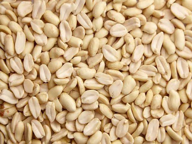 فول سوداني مقشر ونقي