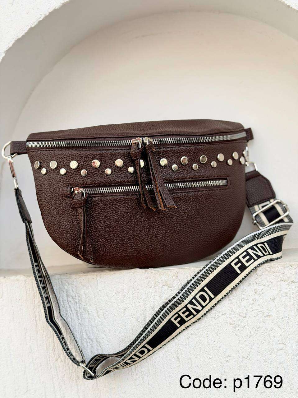 waist bag شنطة وسط و هاي وسط