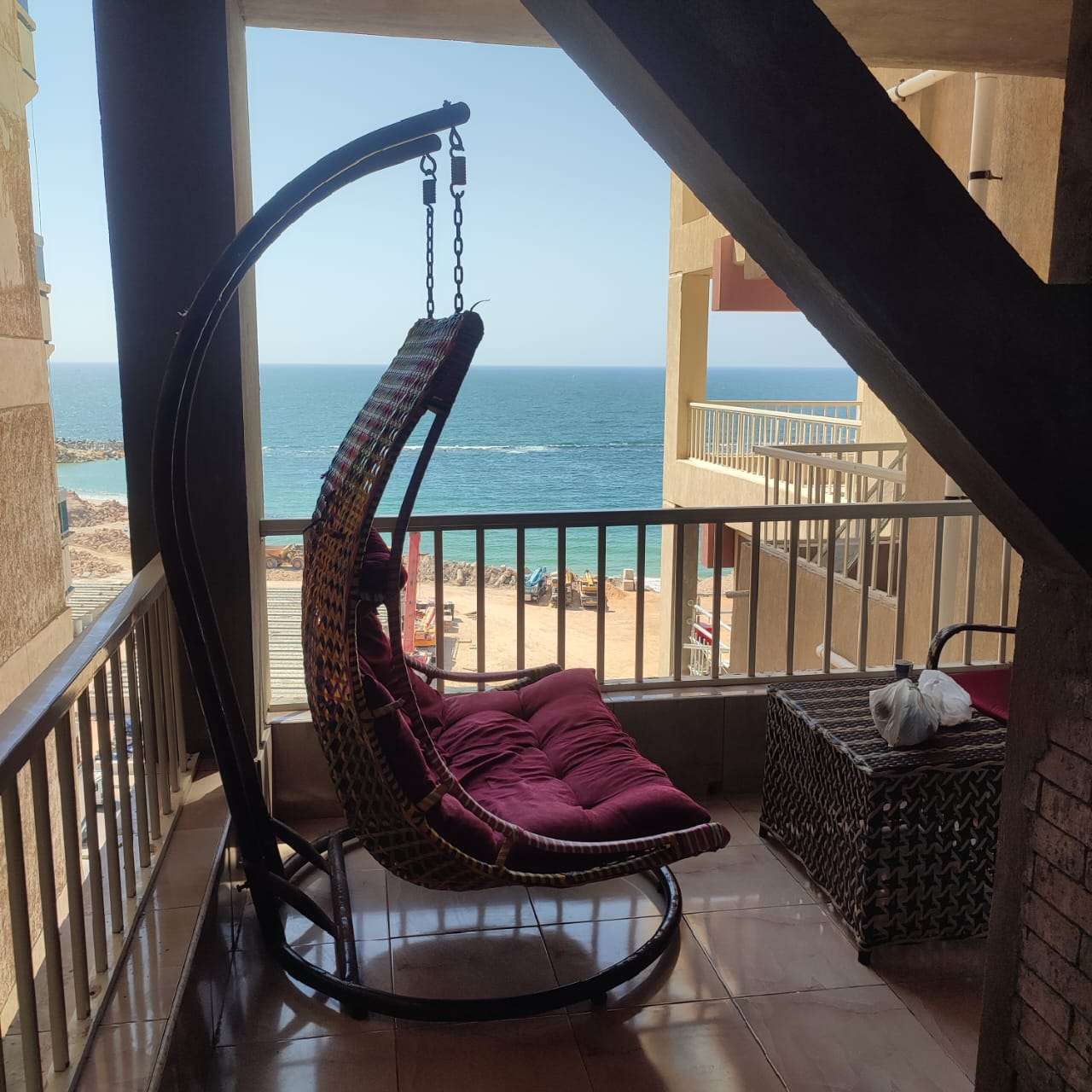 شقة للبيع بالإسكندرية بحر مباشر بسيدي بشر