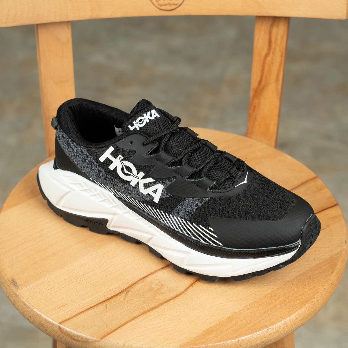 كوتشي Hoka vev1