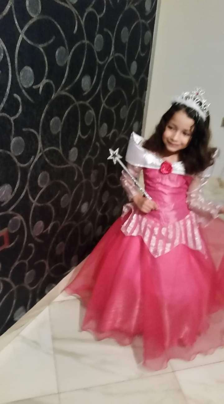 ملابس الجمال النائم