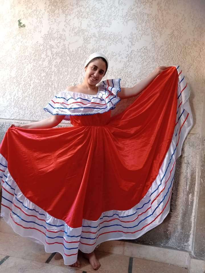 ملابس تنكريه فرنسا