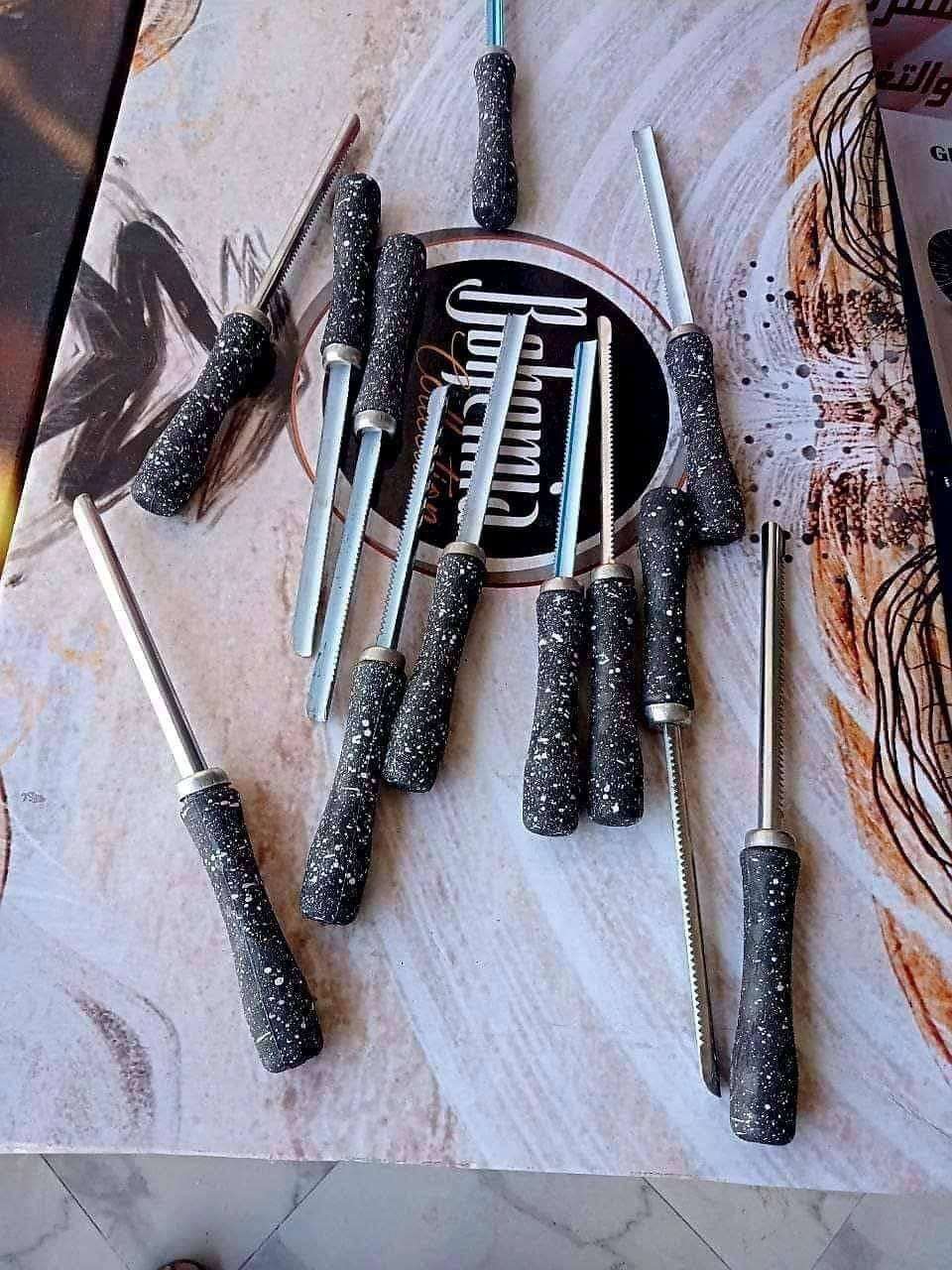 مقوار يد جرانيت اسود بسلاح استيل ويد جرانيت