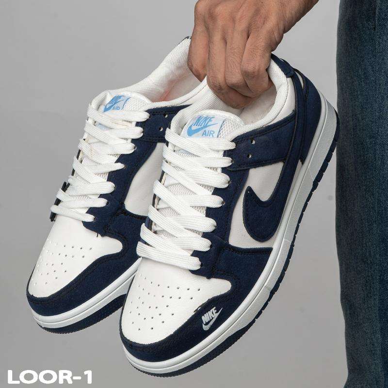كوتشي SBالمصمم  من موديلات Nike Dunk Low