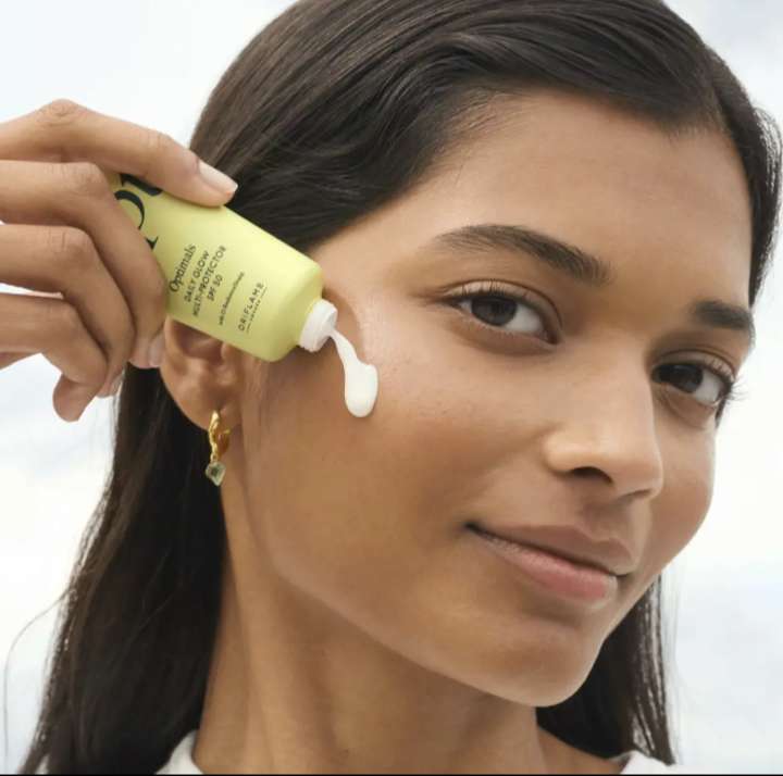 كريم واقي من الشمس متعدد الحماية أوبتيمالز ديلي جلو SPF50