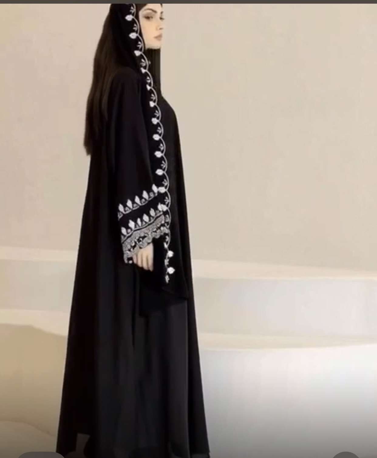 عبايات خروج راقية
