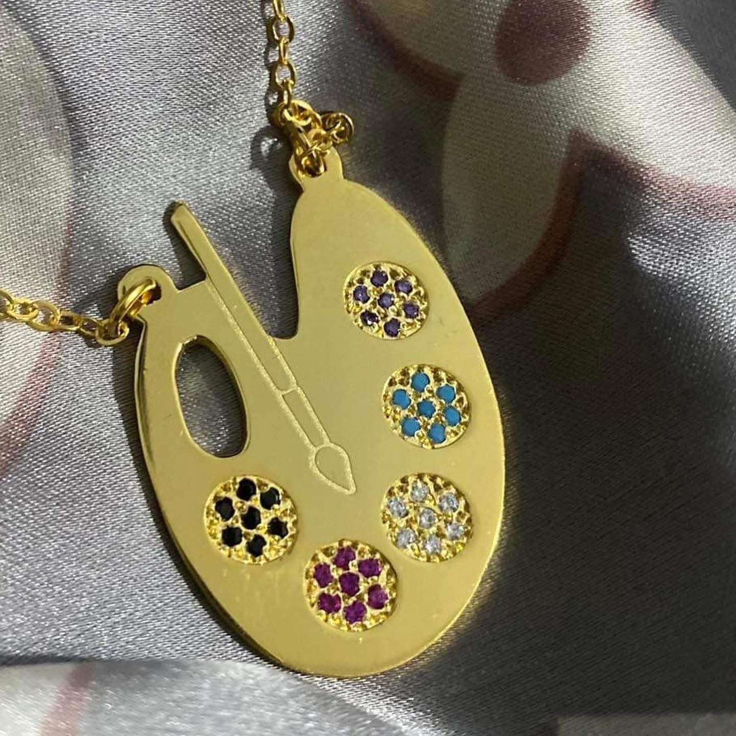 سلسلة بالاتة اللوان