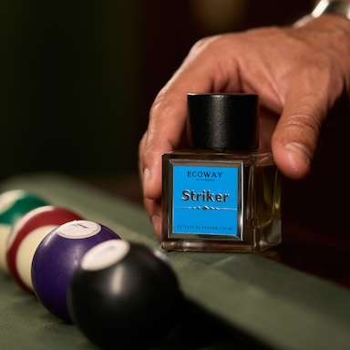 عطر    Striker من EcoWay