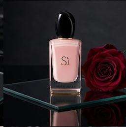 عطر Si Fiori
