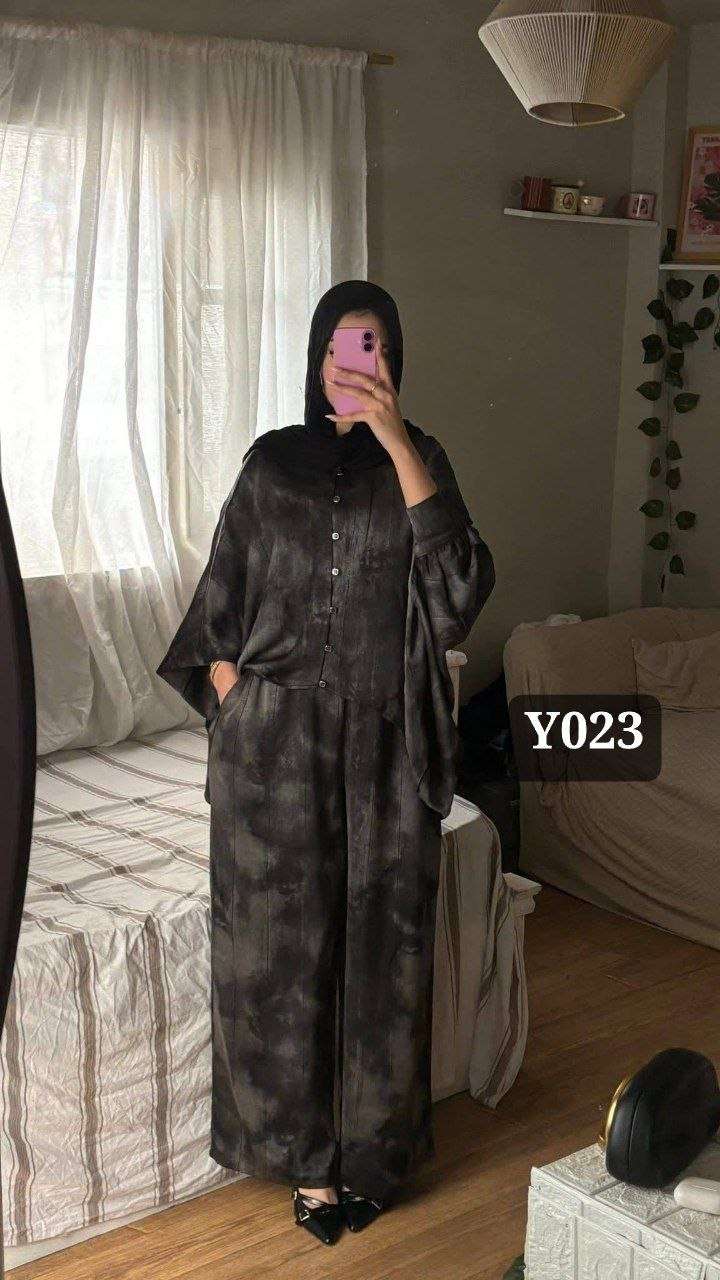 سوت بنشوه قطعتين مشبح بنطلون وايد ليج مميز