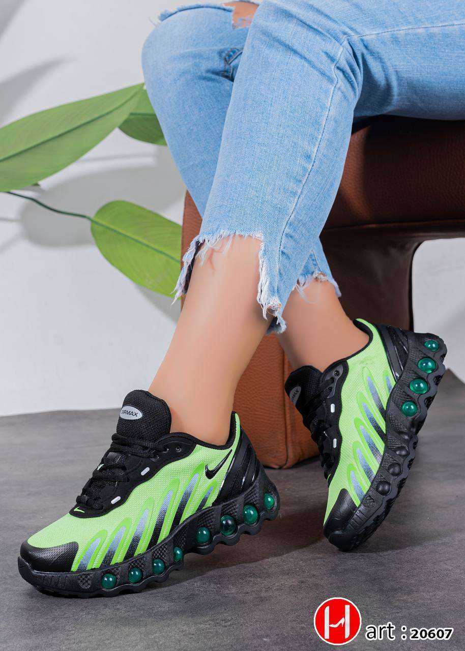 كوتشي Nike