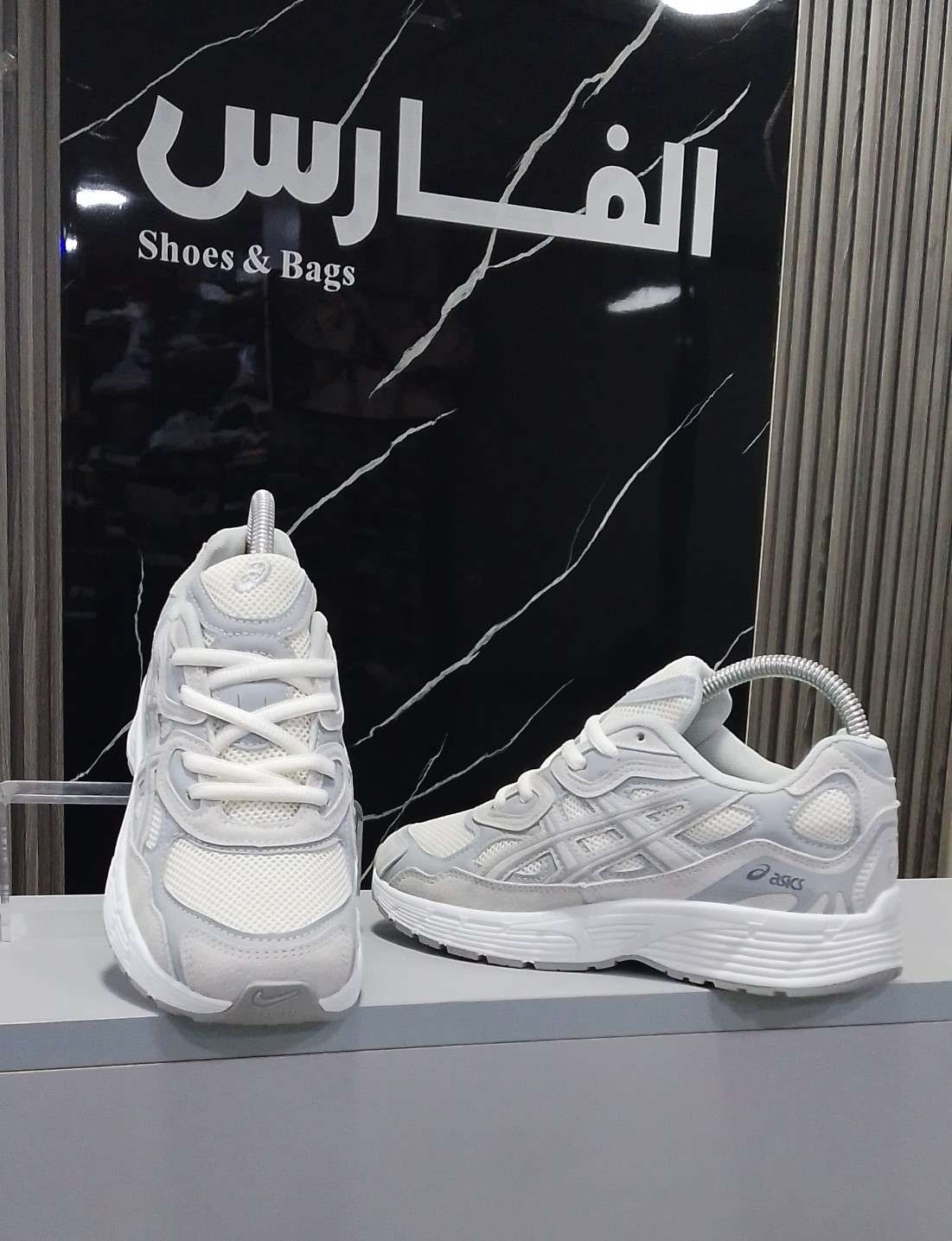 سنيكرز ASICS رياضى