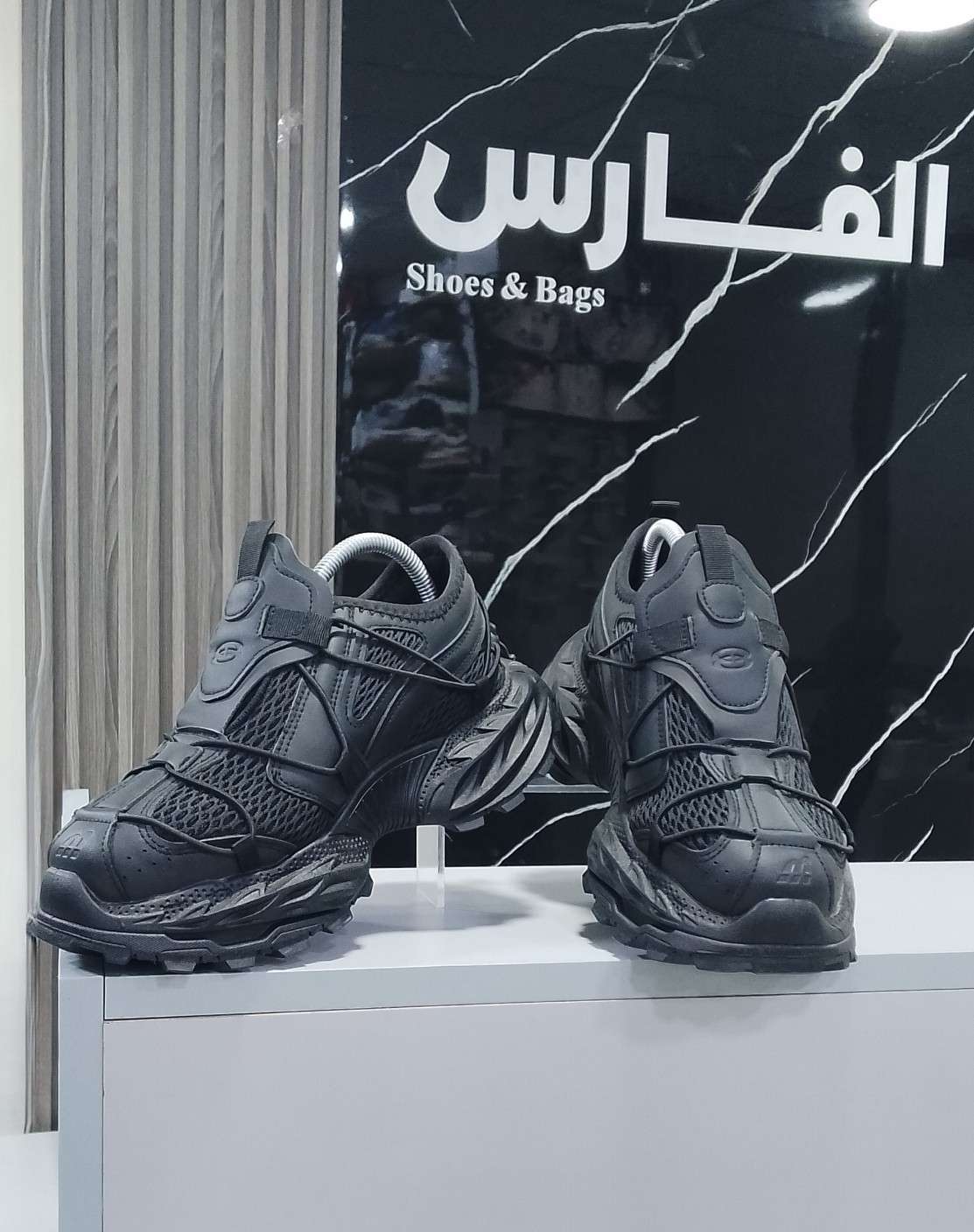 تريندى Balenciaga للرجال
