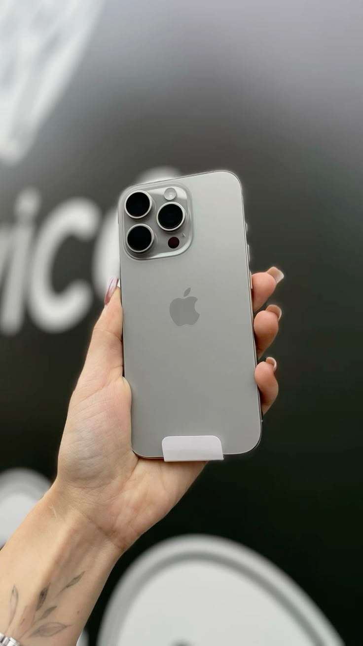 iPhone 16 Pro Max كوبي