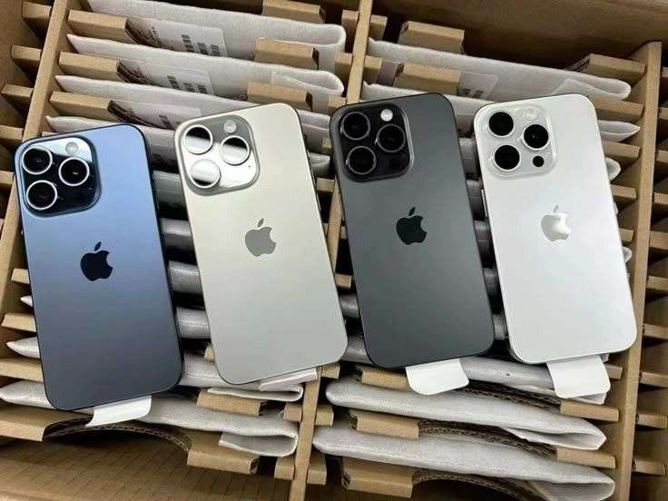 iPhone 16 Pro Max كوبي