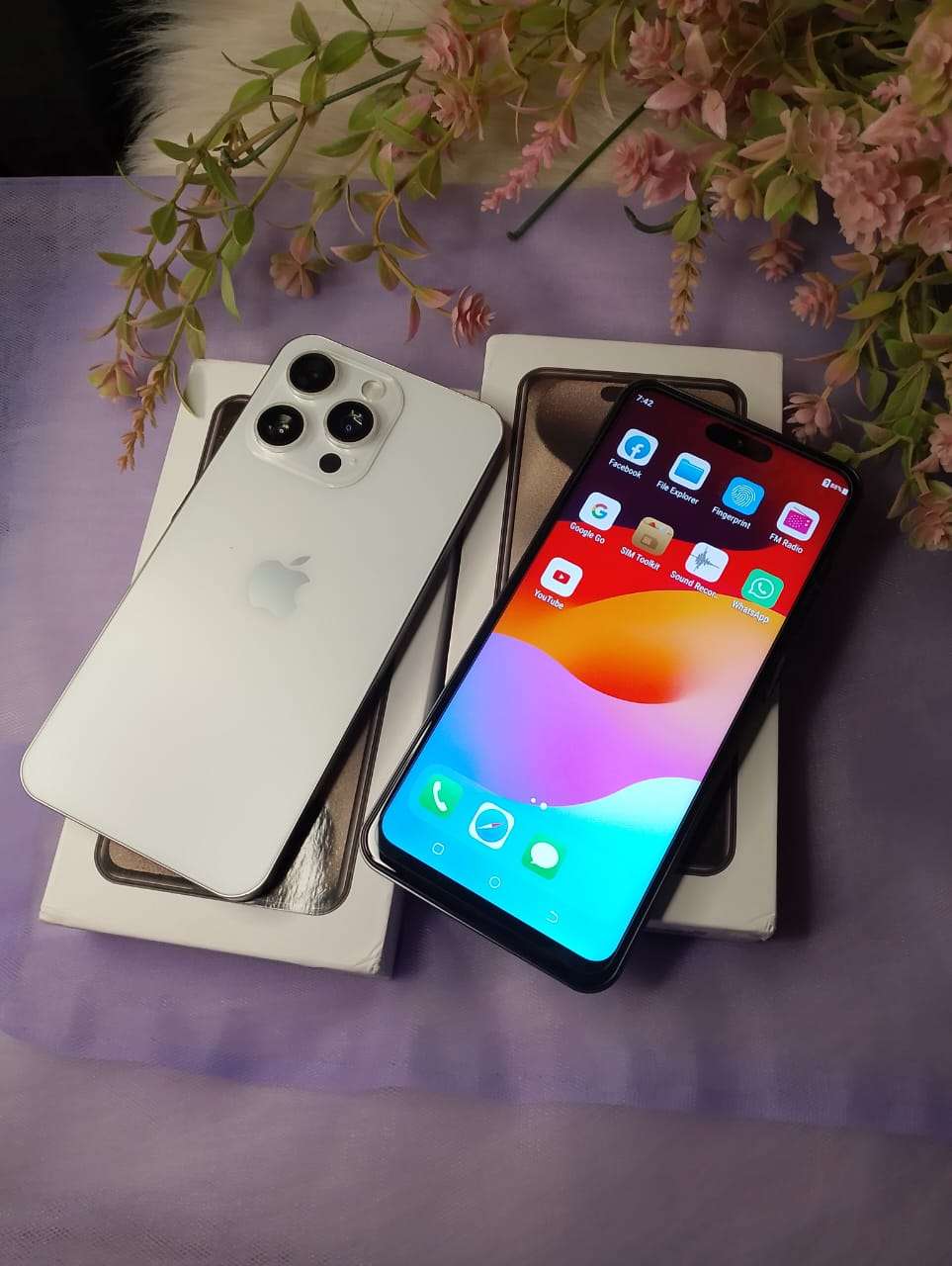 ipPhoOne 15 pro max كوبي