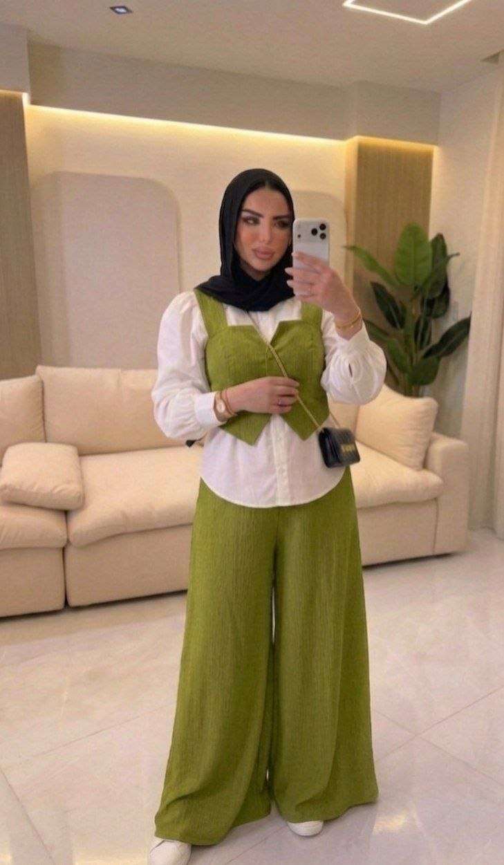 طقم حريمي