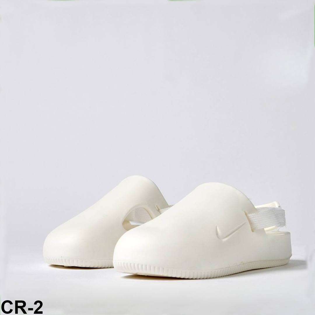 Nike crocs حريمي ورجالي