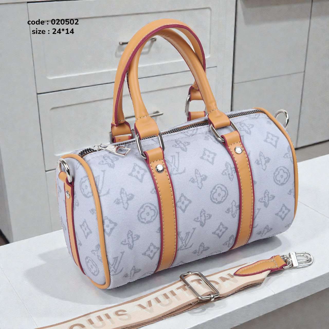 شنطه Louis vuitton