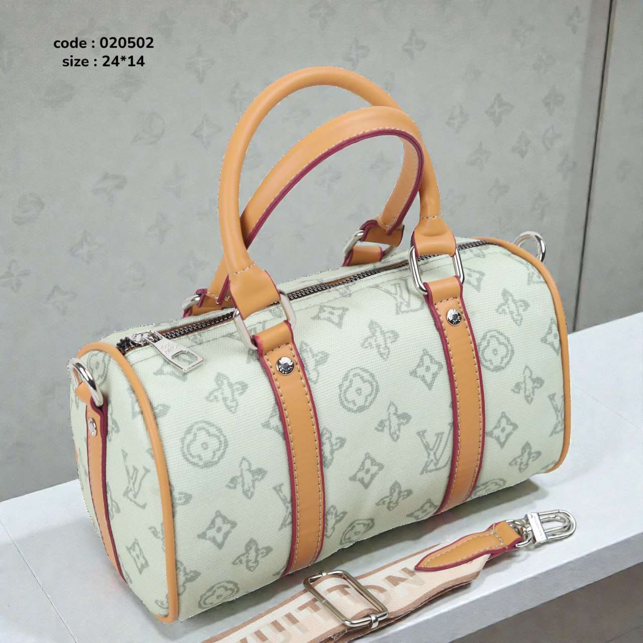 شنطه Louis vuitton