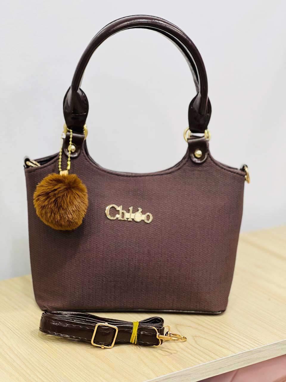 كروس chleo