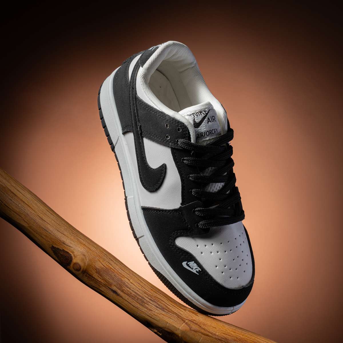 كوتشى Nike  V2 SV105