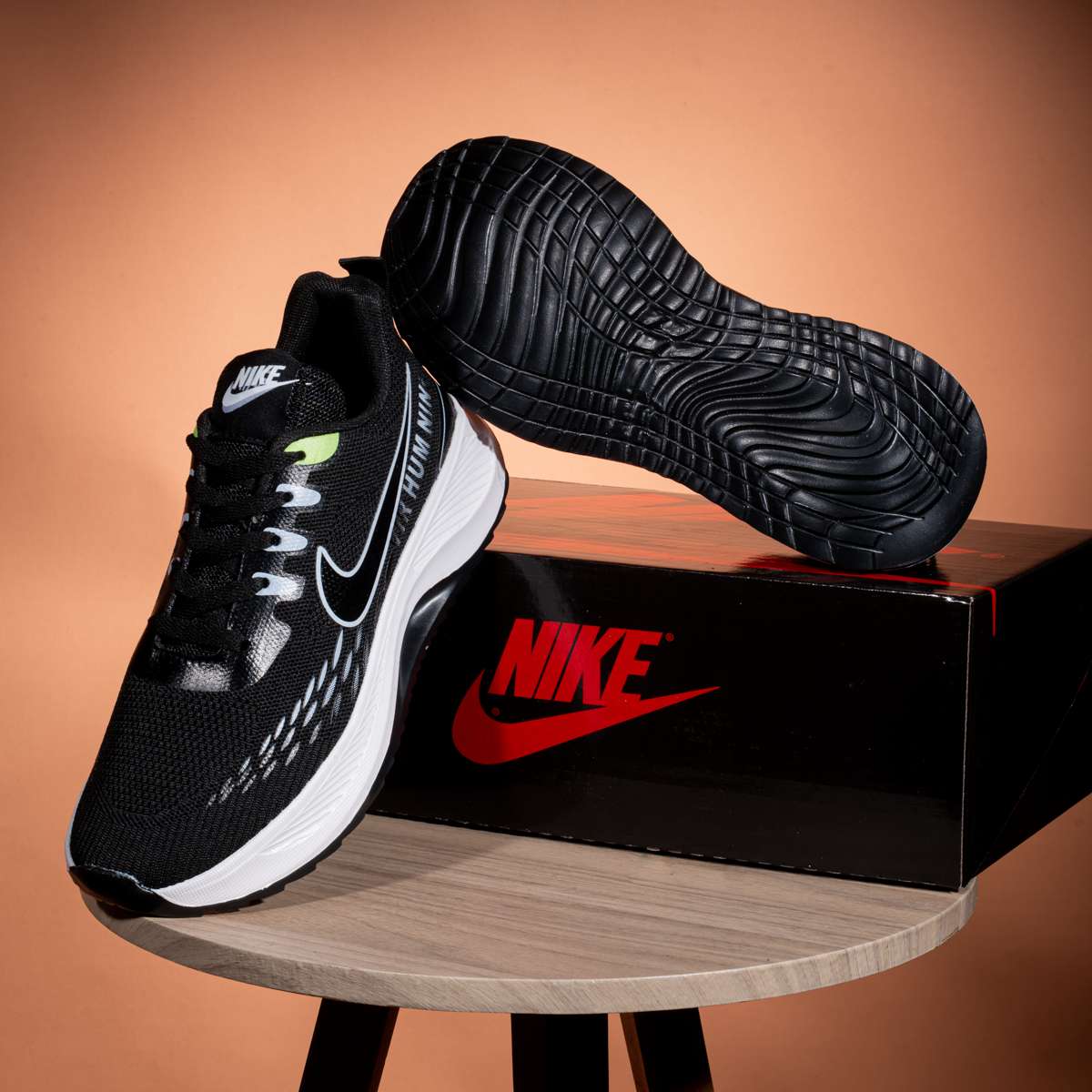 كوتشى Nike Running Shoes For Men SV94