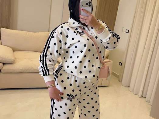 سوت adidas منقط