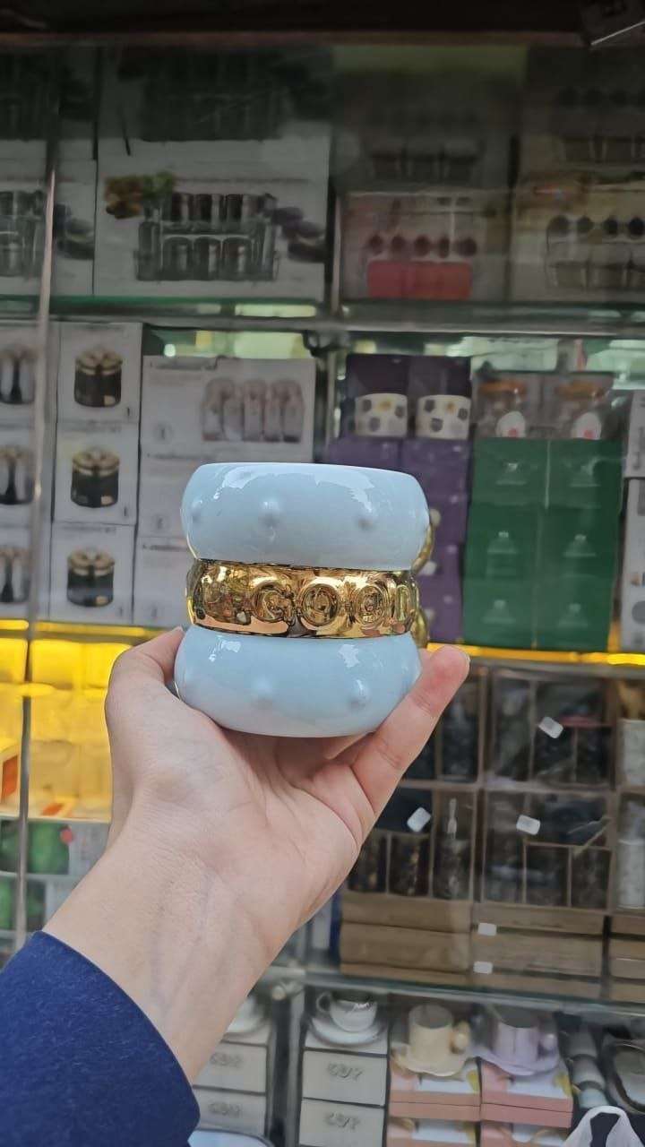 مج بورسلين ملكي وشياكه
