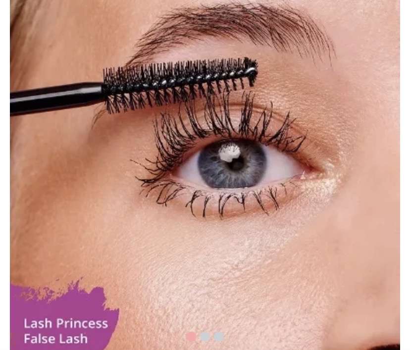 ماسكرا ايسينس الخضرا
