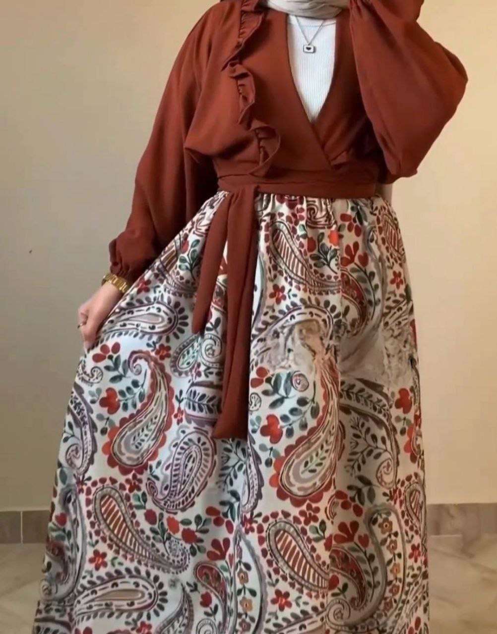 طقم جيبه وبلوزه لف